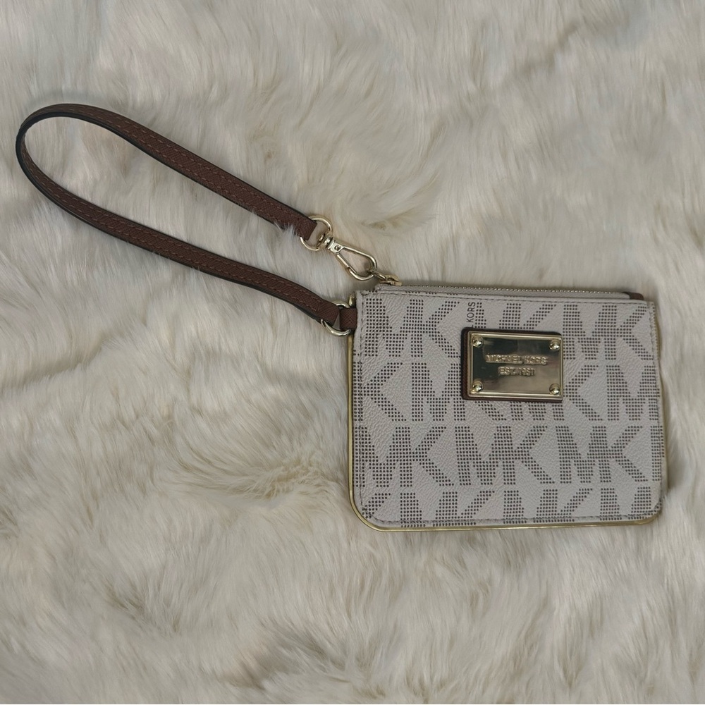 Michael Kors Wristlet